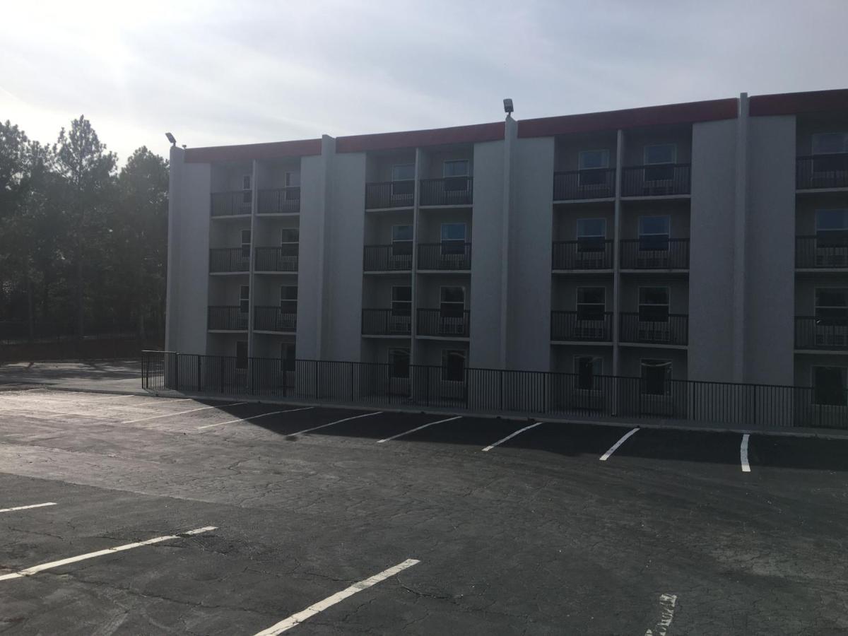 Peachtree Inn & Suites Doraville Exteriör bild